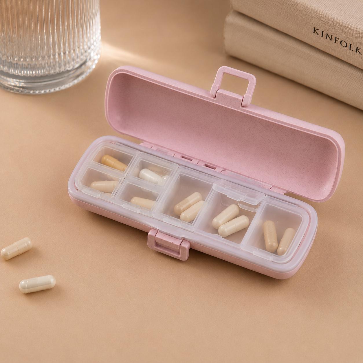 myhumlebi Supplement Case – Pillendose für unterwegs