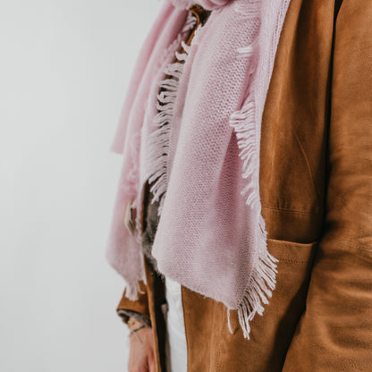 THE STILLNESS SCARF aus Kaschmir & Seide