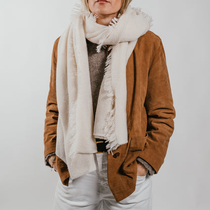 THE STILLNESS SCARF aus Kaschmir & Seide