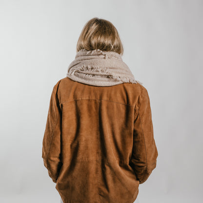 THE STILLNESS SCARF aus Kaschmir & Seide