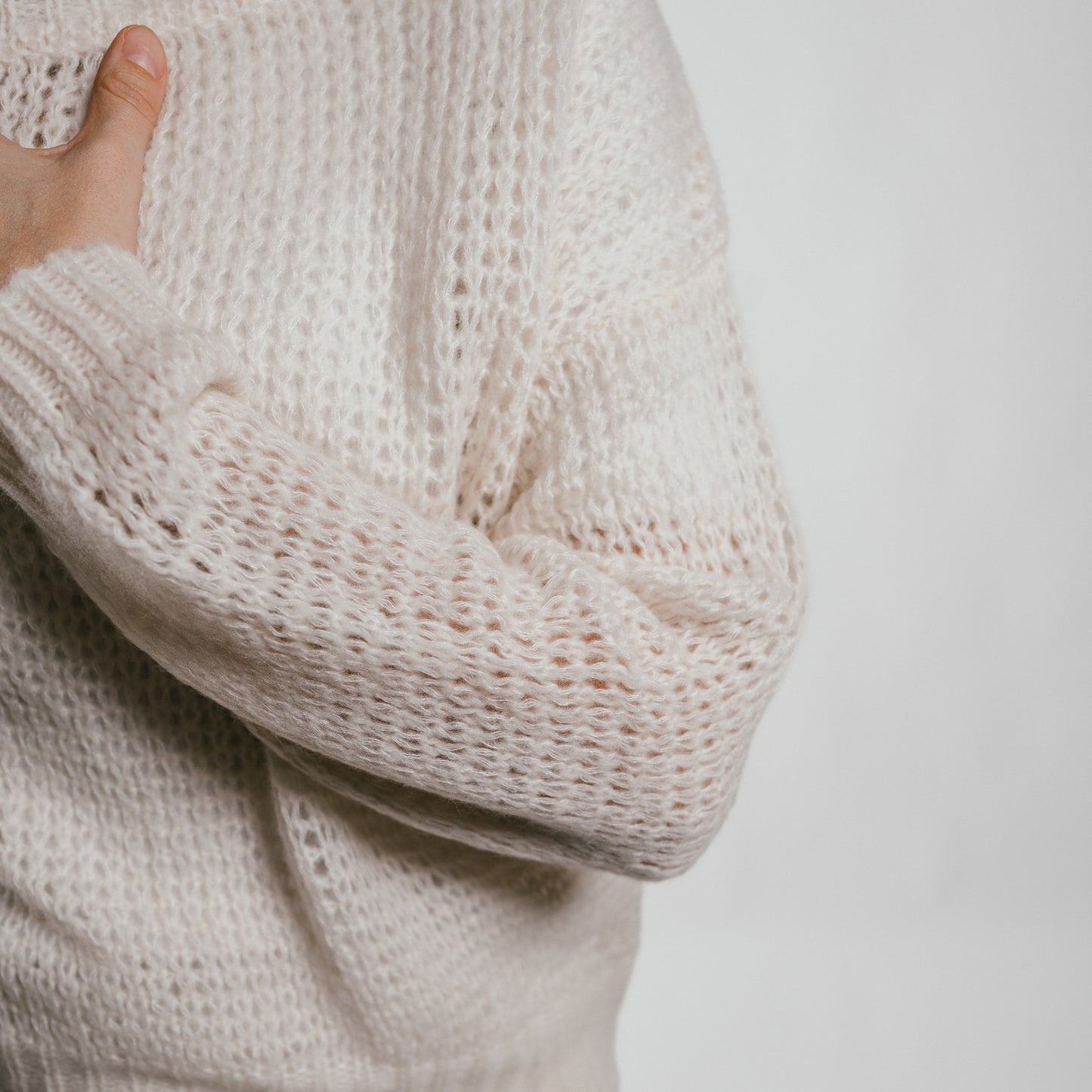 THE INNER PEACE Lochstrickmuster-Pullover in Kaschmir & Seide